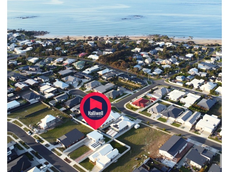 33 Chardonnay Drive, Hawley Beach TAS 7307