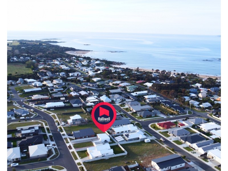 33 Chardonnay Drive, Hawley Beach TAS 7307