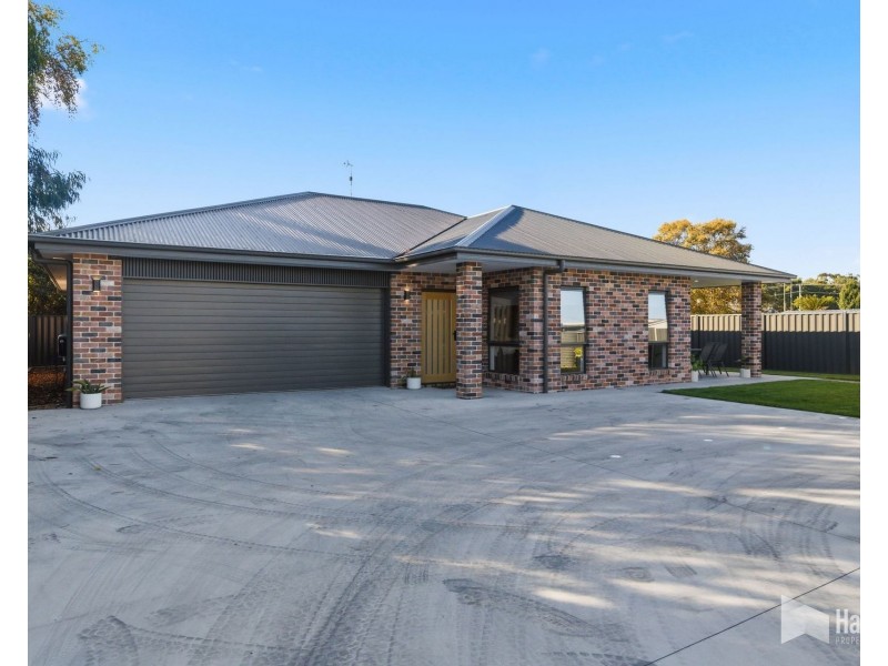 2/19 Alberta Street, Latrobe TAS 7307