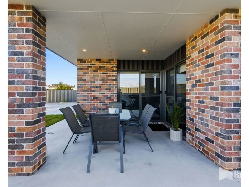 2/19 Alberta Street, Latrobe TAS 7307