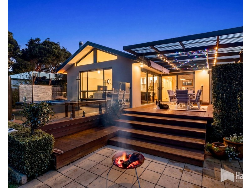 33 Paradise Place, Hawley Beach TAS 7307