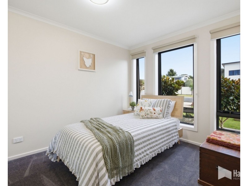 33 Paradise Place, Hawley Beach TAS 7307