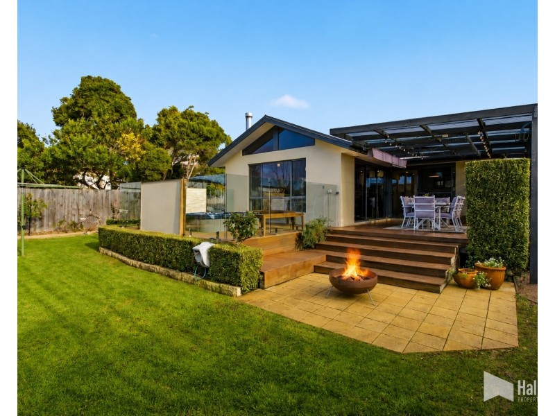 33 Paradise Place, Hawley Beach TAS 7307