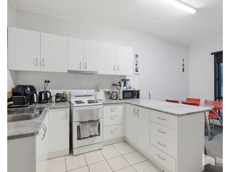 8 Alexandra Road, Ulverstone TAS 7315