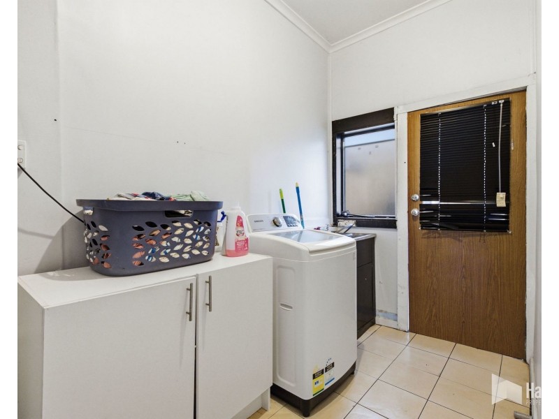 8 Alexandra Road, Ulverstone TAS 7315