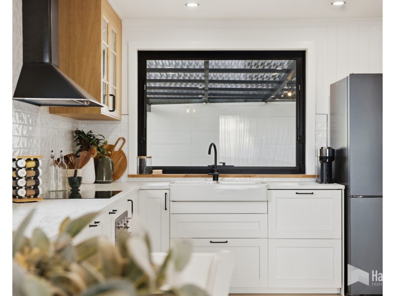 39 Loane Avenue, East Devonport TAS 7310