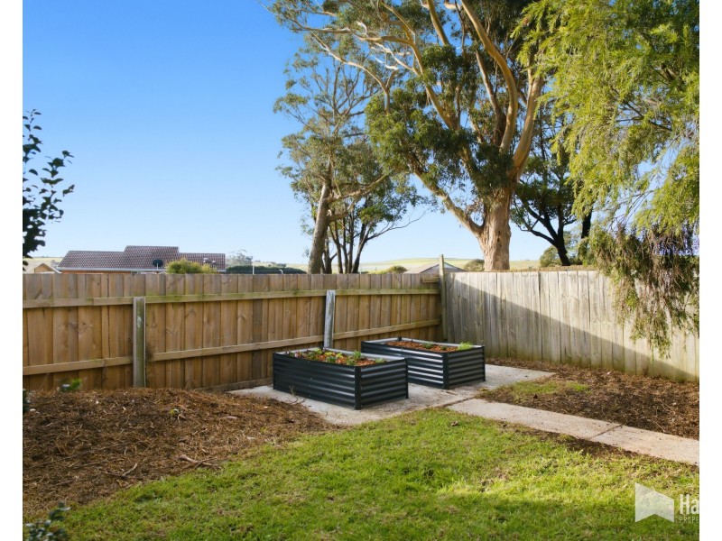 39 Loane Avenue, East Devonport TAS 7310