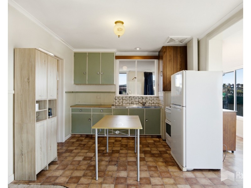 2 Eagling Place, Devonport TAS 7310