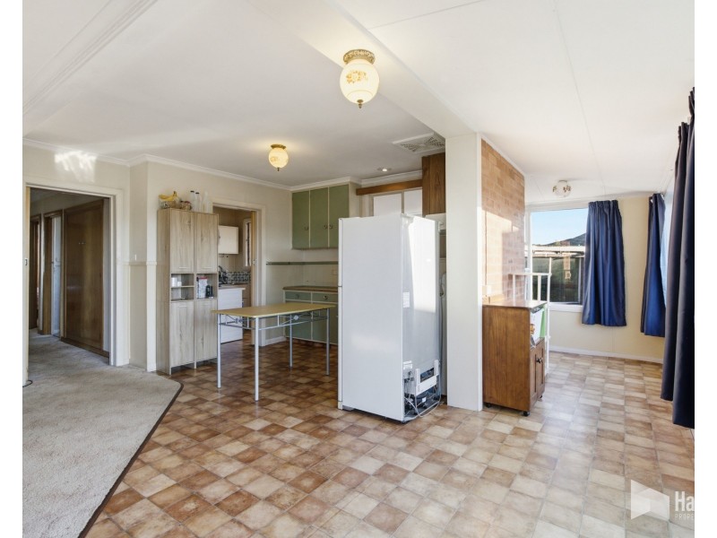 2 Eagling Place, Devonport TAS 7310
