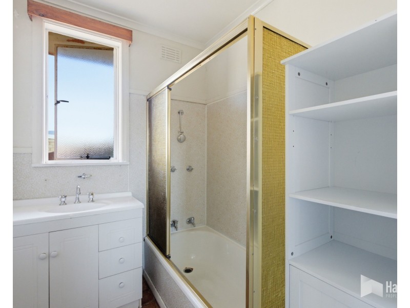 2 Eagling Place, Devonport TAS 7310