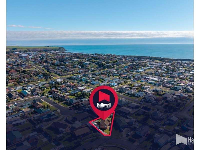 2 Eagling Place, Devonport TAS 7310