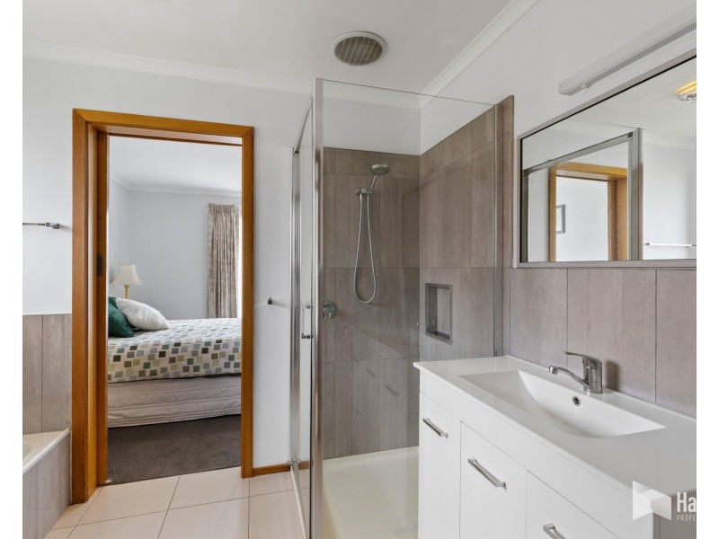 55 Alexander Street, Shearwater TAS 7307