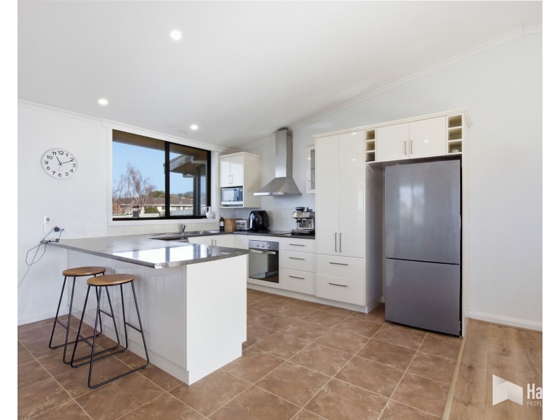 11 Nyora Court, Miandetta TAS 7310