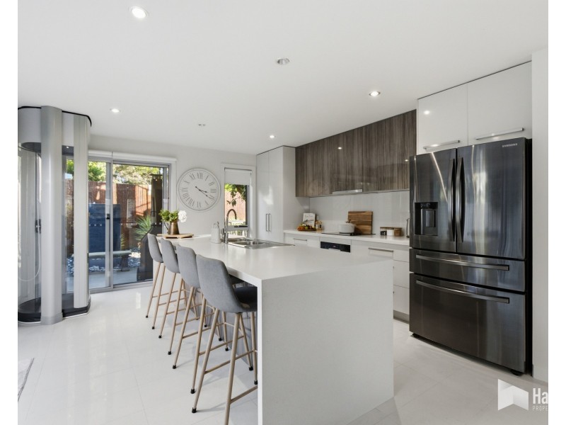 8/25 Fairway Crescent, Shearwater TAS 7307