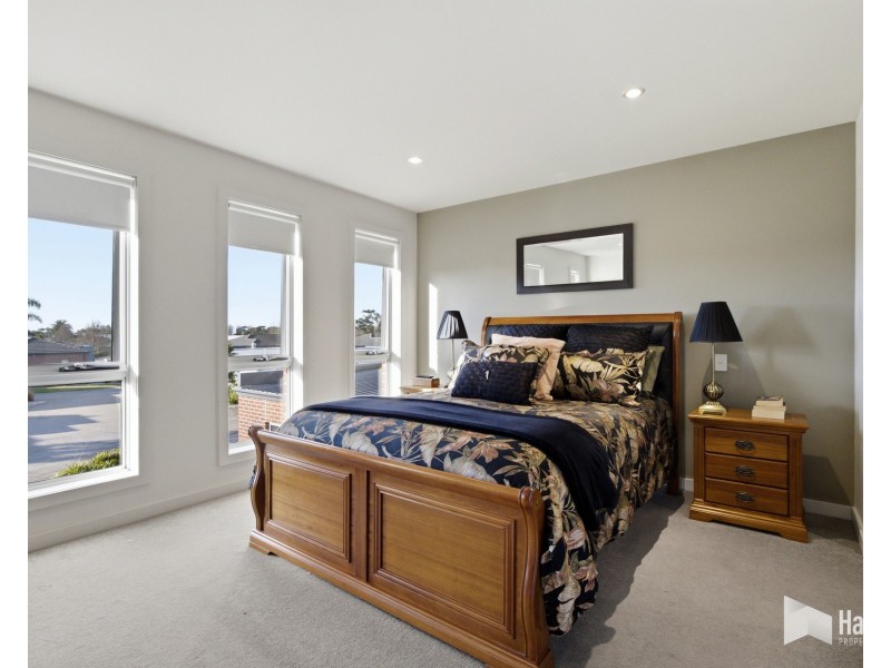 8/25 Fairway Crescent, Shearwater TAS 7307