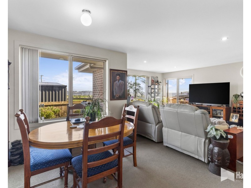 10/5 Pardoe Esplanade, East Devonport TAS 7310