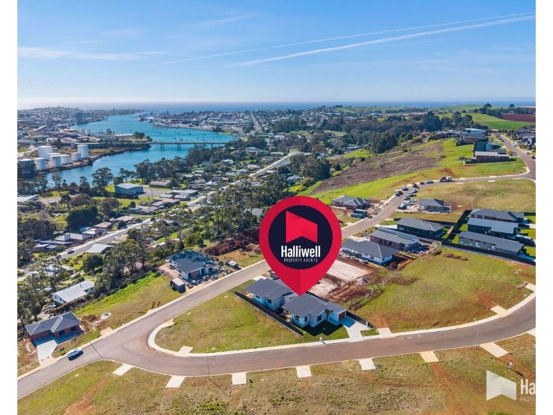 1 & 2/8 Spirit Way, Ambleside TAS 7310