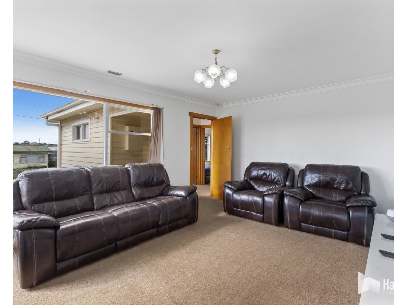 22 Churchill Avenue, Devonport TAS 7310