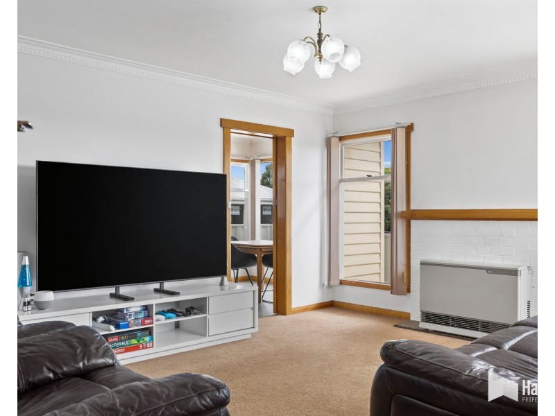 22 Churchill Avenue, Devonport TAS 7310