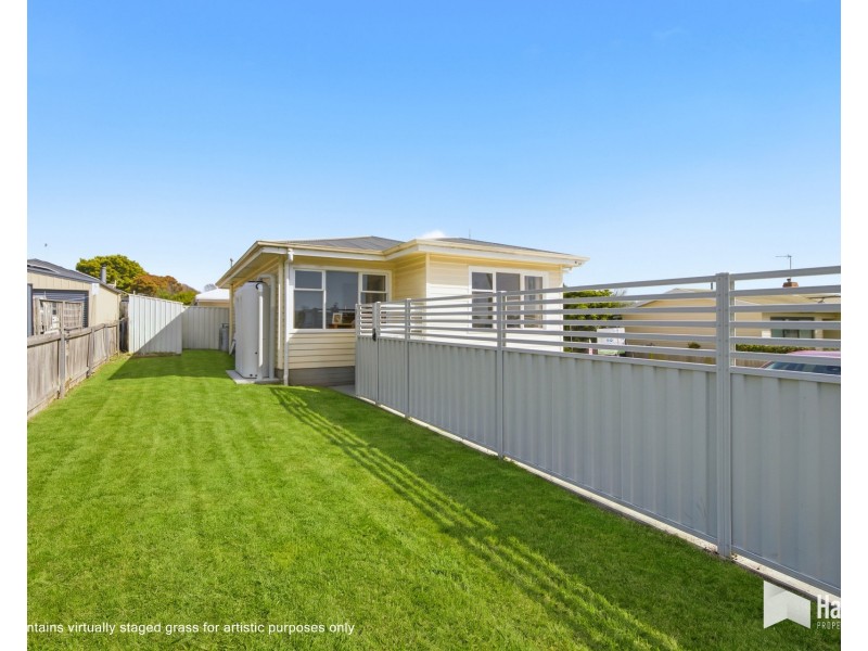 22 Churchill Avenue, Devonport TAS 7310