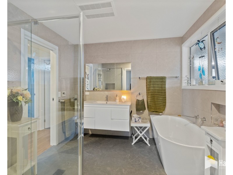 36 Greenway Avenue, Devonport TAS 7310