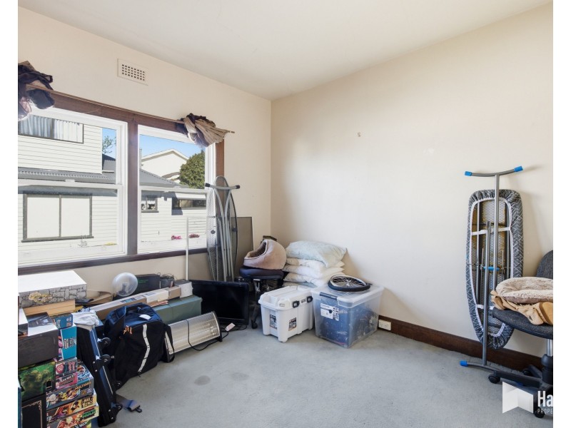 123 Best Street, Devonport TAS 7310