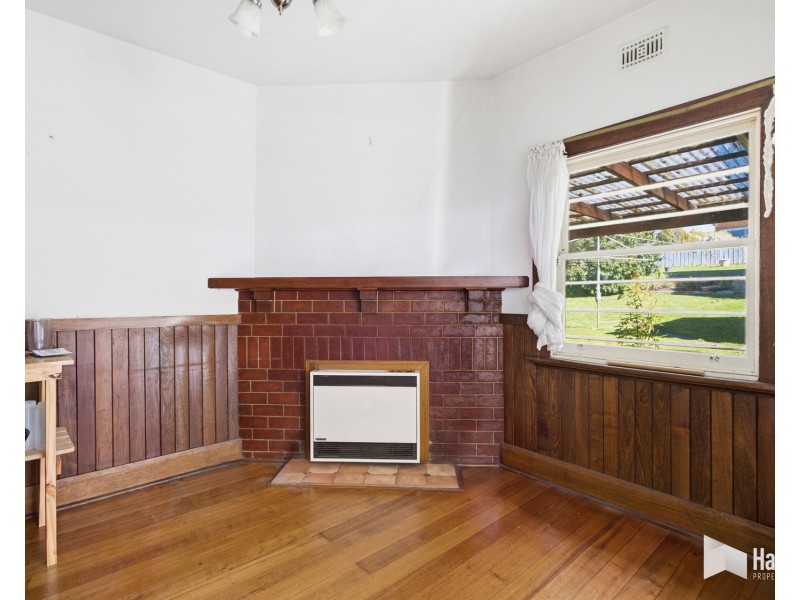 123 Best Street, Devonport TAS 7310