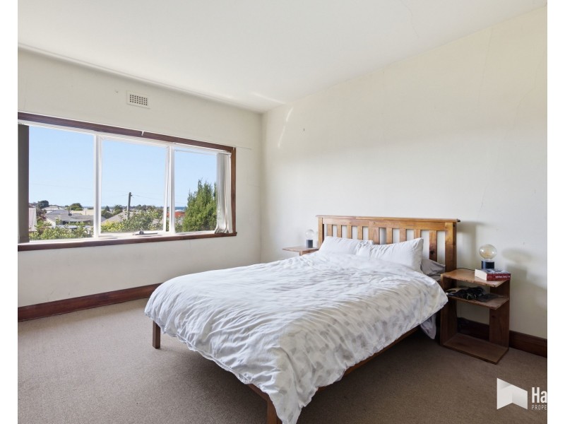 123 Best Street, Devonport TAS 7310