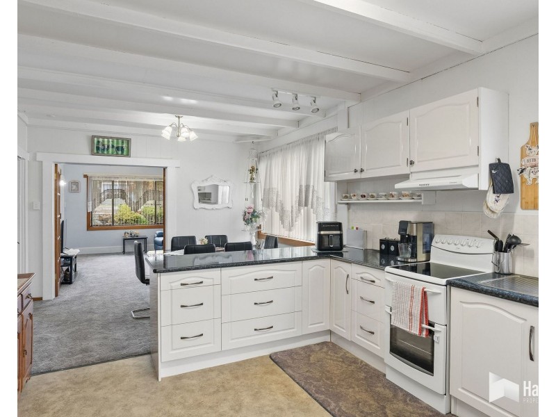 15 High Street, Sheffield TAS 7306