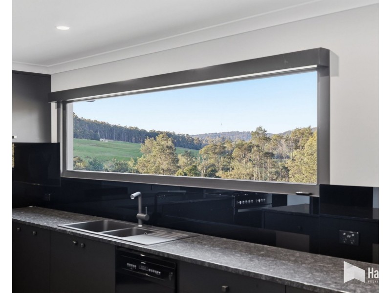 4 Penzance Place, Acacia Hills TAS 7306