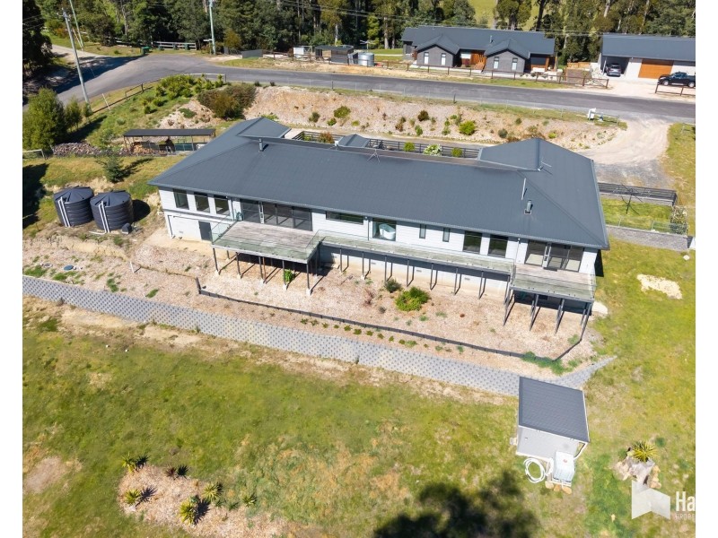4 Penzance Place, Acacia Hills TAS 7306