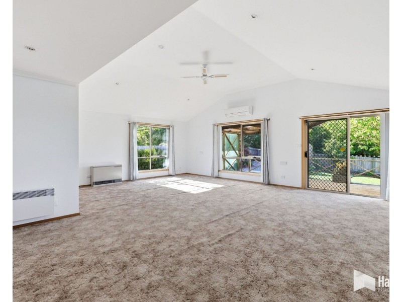 32 St Andrews Drive, Devonport TAS 7310