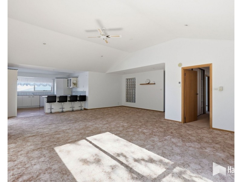 32 St Andrews Drive, Devonport TAS 7310