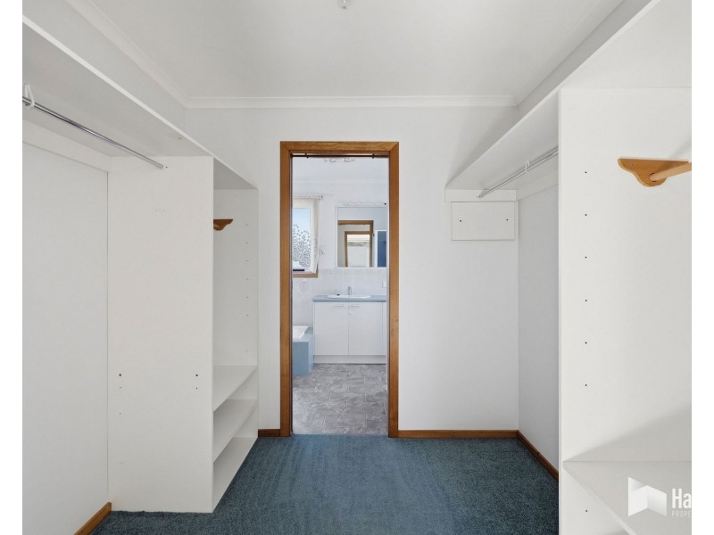 32 St Andrews Drive, Devonport TAS 7310