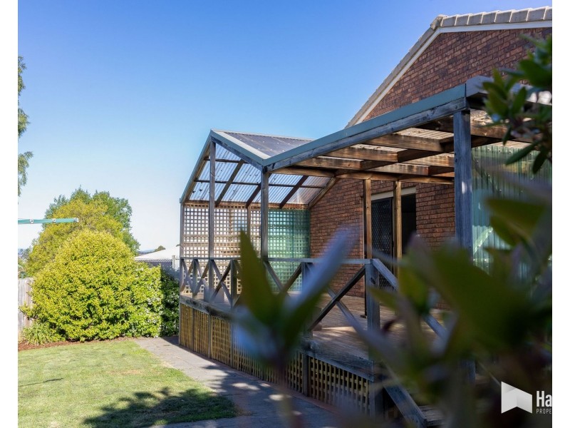 32 St Andrews Drive, Devonport TAS 7310