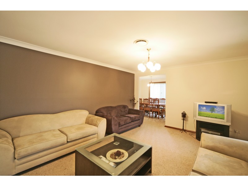 52 Stenhouse Drive, Mount Annan NSW 2567