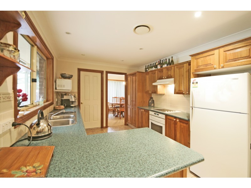 52 Stenhouse Drive, Mount Annan NSW 2567