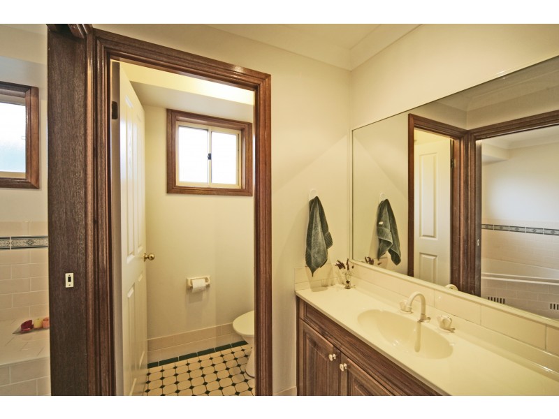 52 Stenhouse Drive, Mount Annan NSW 2567