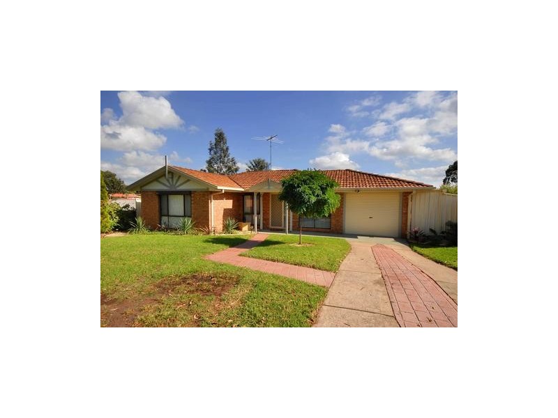 3 Cross Place, Mount Annan NSW 2567