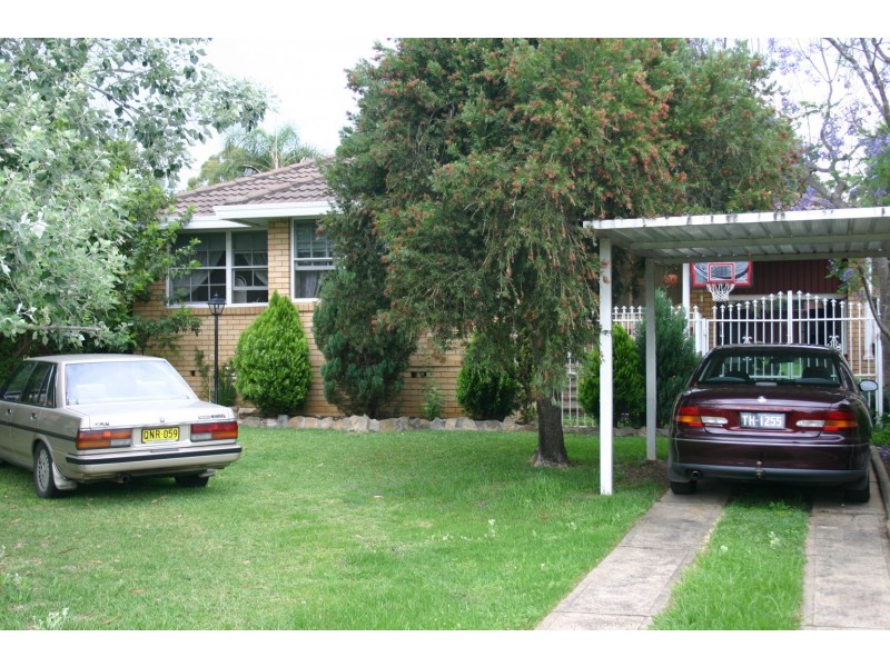 31 Wentworth Drive, Camden South NSW 2570