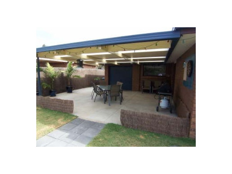 212 Welling Drive, Mount Annan NSW 2567