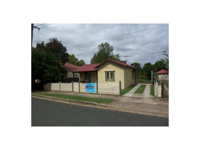 39 Chellaston Street, Camden NSW 2570