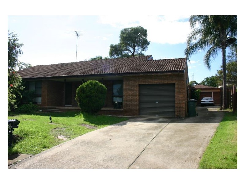 5A Taplin Place, Camden South NSW 2570