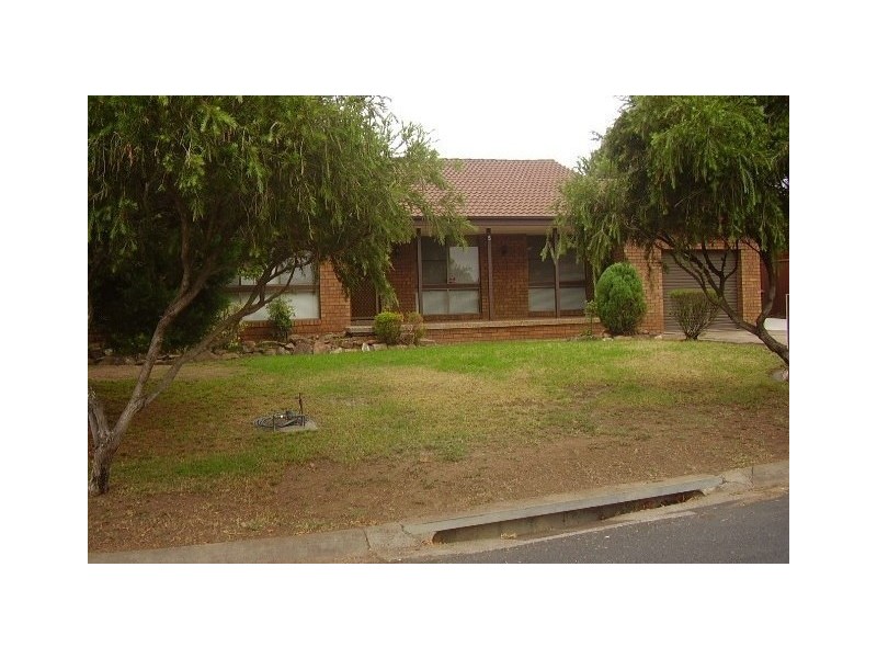 5 Taplin Place, Camden South NSW 2570