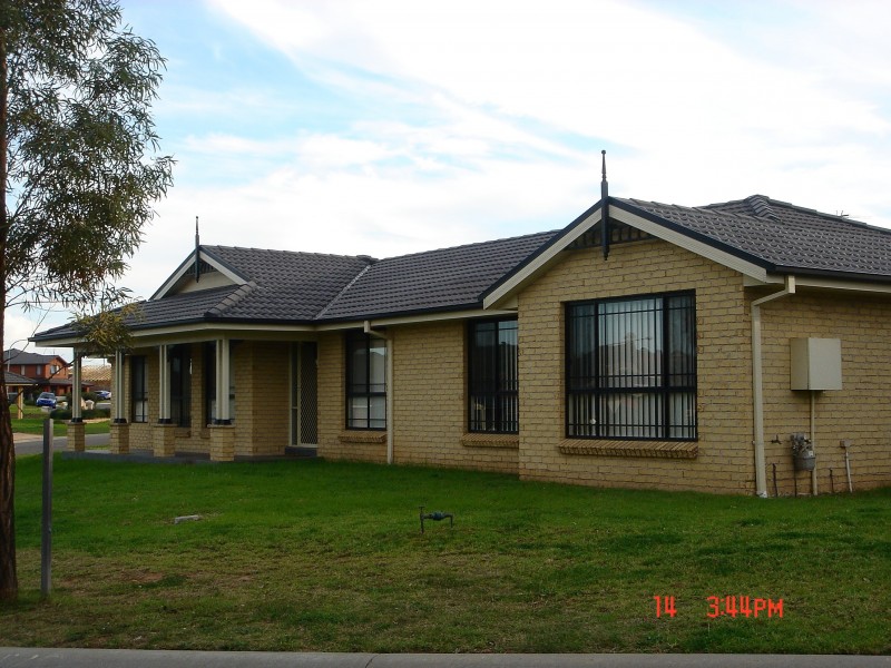 2 Boronia Road, Mount Annan NSW 2567