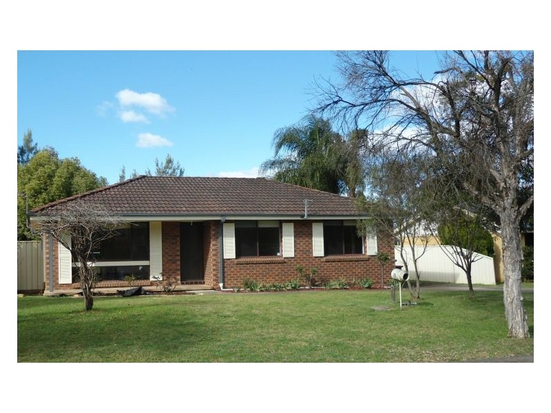 23 Clinton Drive, Narellan NSW 2567