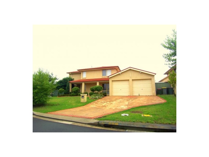 1 Lakeland Circuit, Harrington Park NSW 2567