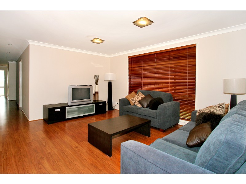 8 Plowman Road, Currans Hill NSW 2567