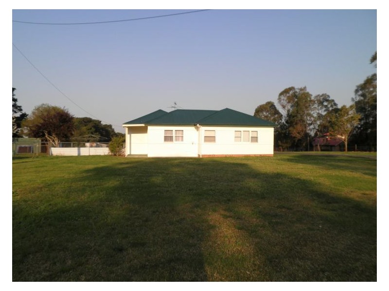 55b Binalong Road, Belimbla Park NSW 2570
