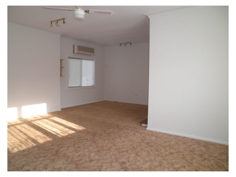 55b Binalong Road, Belimbla Park NSW 2570
